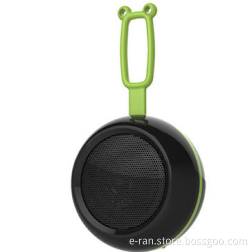 Portable Bluetooth speaker for sports use
